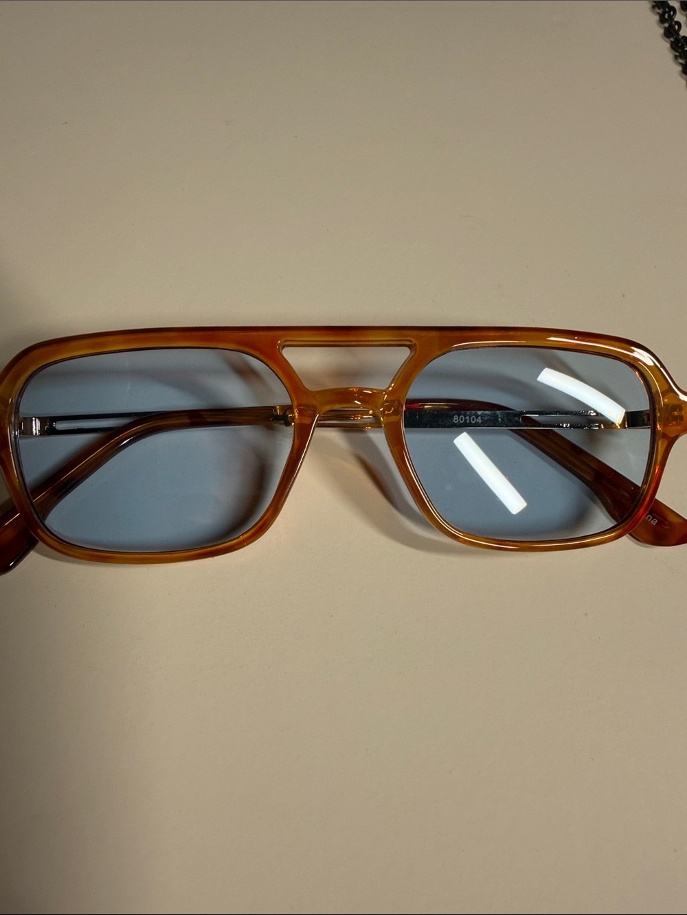 Sunglasses lightweight cognac in color